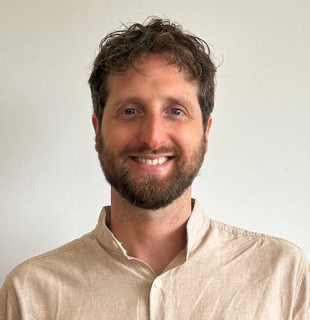 Cristóbal Carrasco, Mg.